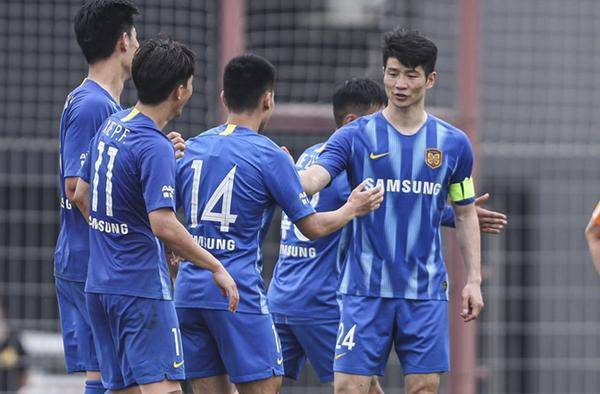 米乐足球官网-江苏苏宁主场击败贵州恒丰，锁定三分的简单介绍