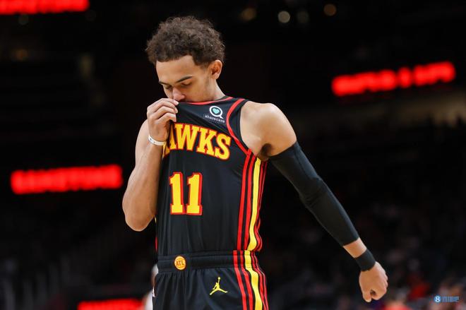 米乐m6平台-包含老鹰力克篮网，特雷-杨率队逆转关键比赛的词条