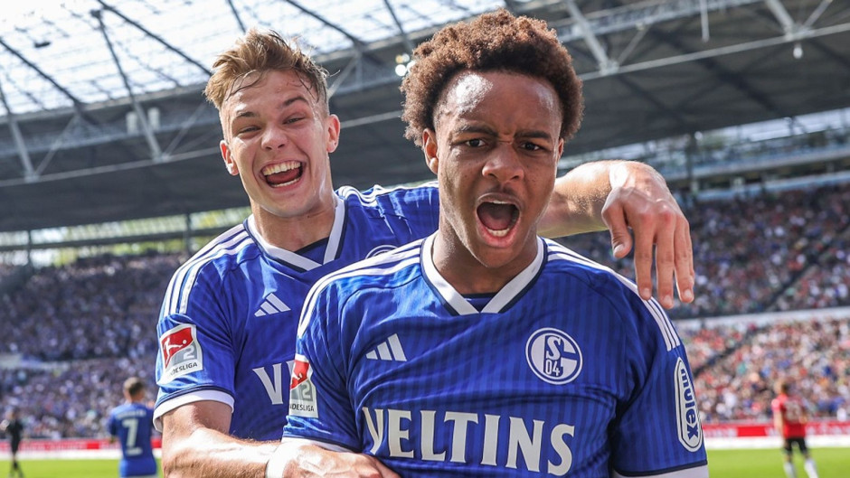 m6米乐官网登录-沙尔克遭受惨败，球迷纷纷呼吁换帅